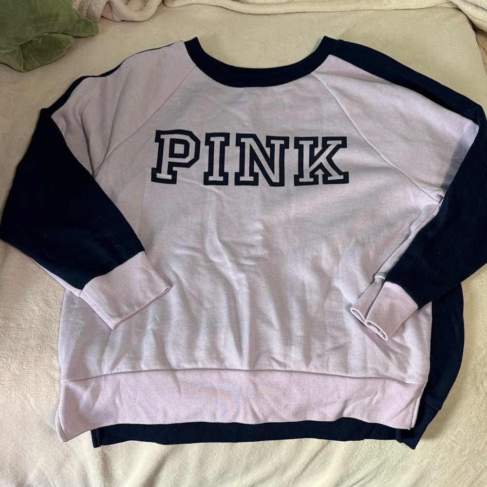 PINK Victoria's Secret Sweatshirt/Crewneck